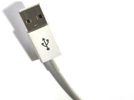 Weiß ein Foto von das USB Weiß Kabel.