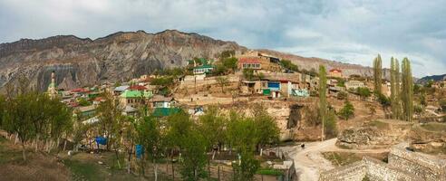 Panorama von das authentisch dagestani Berg Dorf von Salta. foto