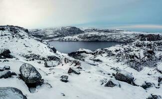 sauber Berg See, Panorama- Winter Sicht. foto