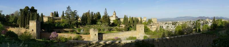 Panorama- Aussicht von Alhambra Festung im Granada, Andalusien, Spanien foto