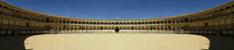 Panorama- Aussicht von Stierkampf Arena im Ronda, Andalusien, Spanien foto