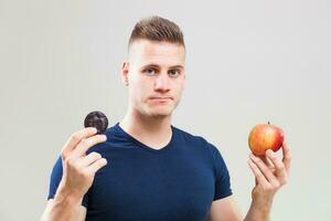 Porträt von ein Mann fördern gesund Gewohnheiten foto