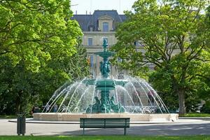 Brunnen in der Nähe von das See Genf foto