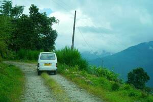 roh Berg Straße beim Osten sikkim gegenüber Lungenchok foto