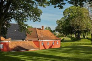 rote Häuser in der historischen Festung Kastellet in Kopenhagen foto