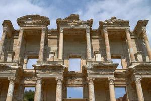 Fassade der alten Celsus-Bibliothek in Ephesus-Truthahn