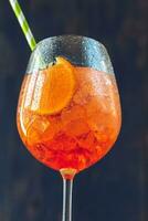 Glas Aperol-Spritz-Cocktail foto