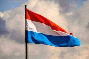 niederlande wehende flagge foto