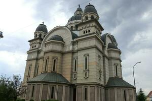 architektonisch Gebäude gefunden im das historisch Center von Targul mures foto