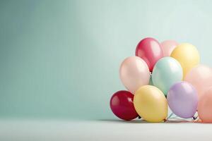 bunt Helium Luftballons auf Licht Pastell- Hintergrund mit kostenlos Raum zum Text. Geburtstag Feier, Hochzeit oder Baby Dusche Dekor. kreativ Idee zum Party und Feier, Gruß Karte. ai generiert. foto