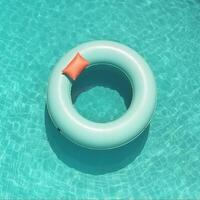 Leben Sparer zum entspannend im das Schwimmbad zum Sommer- ai generiert foto