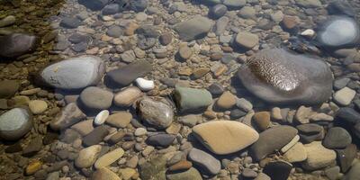Wasser Oberfläche mit Felsen und Kieselsteine auf es ai generiert foto