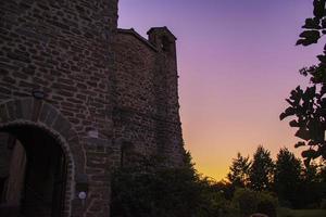 Einsiedelei von San Pietro in Vigneto in der Abenddämmerung foto