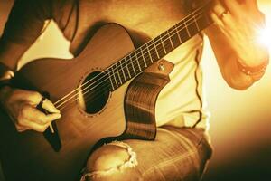 Musiker mit Gitarre foto