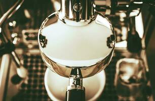 Neu glänzend Kaffee Hersteller foto