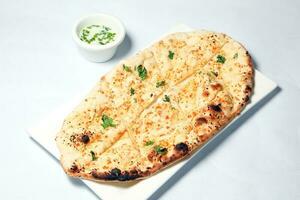 Knoblauch Naan Tandoori Brot foto