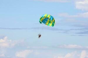 Parasailing Fallschirm kostenlos einfliegen foto