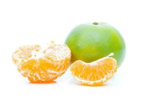 Shogun Orangen Obst auf ein Weiß Hintergrund foto