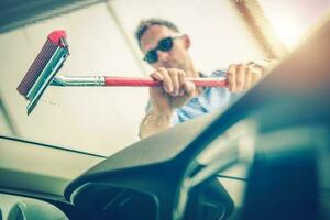 Reinigung Auto Windschutzscheibe foto
