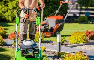 Fachmann Landschaft Gartenarbeit Dienstleistungen foto