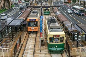 Straßenbahn von Nagasaki Stadt elektrisch Straßenbahn, ein Privat Straßenbahn System im Nagasaki, kyushu, Japan. es war geöffnet auf November 16, 1915 und bietet ein praktisch Weg zu Reise um das Stadt foto