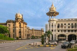 Eisenbahn Bahnhof und Verwaltung Gebäude beim kuala lumpur, Malaysia foto