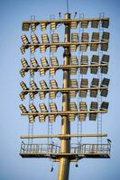 Kricket Stadion Flut Beleuchtung Stangen beim Delhi, Indien, Kricket Stadion Beleuchtung foto