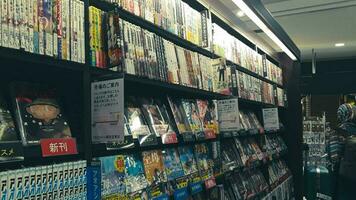 Osaka, Japan auf April 2019. verschiedene Arten von Manga oder japanisch Comics mit verschiedene Genres foto