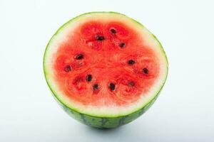 Wassermelone isoliert auf Weiß Hintergrund. Citrullus lanatus foto