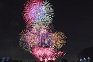 Feuerwerksfest im Sommer in Tokio foto