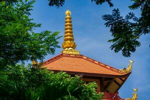 schön die Architektur von Schläger nha Pagode im bao loc Stadt foto