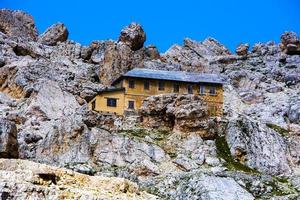 verlassene Zuflucht in den Dolomiten