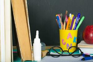 zurück zu Schule Hintergrund. Nahansicht foto