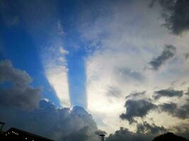 natürlich könnte mit Blau Himmel Hintergrund foto