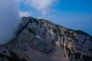 Berge und Wolken foto