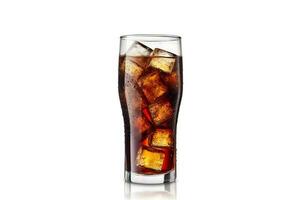 Cola im ein Glas mit klar Eis Würfel, isoliert auf ein Weiß Hintergrund mit Kopieren Raum. generieren ai foto
