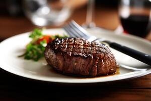 Lager Foto von wagyu Rindfleisch Steak im Teller Gabel Löffel Messer Scheibe Essen Fotografie generativ ai