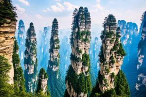 Landschaft mit enorm Stein Säulen und ein Blau Himmel ai generiert foto