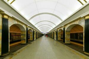 admiraltejskaja Bahnhof - - Heilige petersburg, Russland foto