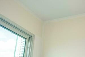 Wandmalerei Hintergrund. Renovierung, Instandhaltung und Ausbau von Haus oder Wohnung foto