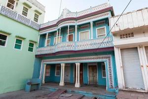 buntes Haus in Khandela, Rajasthan, Indien foto