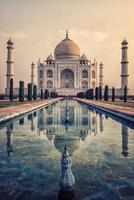 Taj Mahal im Sonnenaufgang Licht Agra Indien