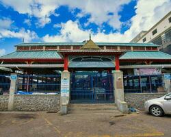 mahe, Seychellen, 30.06.2023 Herr Selwyn clarke Markt im Stadt, Dorf Viktoria, geschlossen auf das Öffentlichkeit Ferien oder Sonntag, mahe Seychellen foto