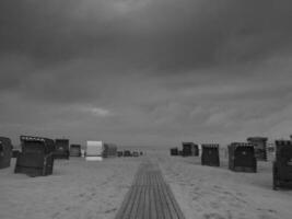 das Insel von borkum im das Deutsche Norden Meer foto