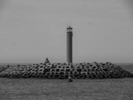 das Stadt von Ostende und das Belgier Küste foto