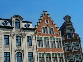 Mann Stadt im Belgien foto