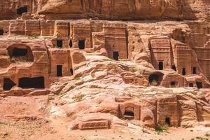 traditionelles höhlenhaus in petra jordanien