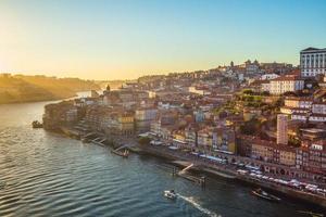 Landschaft von Porto am Fluss Douro in Portugal? foto