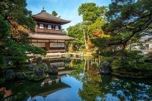 tempel des silbernen pavillons in kyoto japan foto