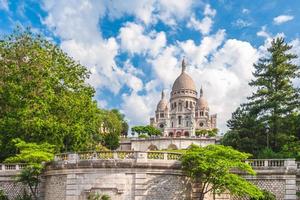 die basilika des heiligen herzens von paris in frankreich foto